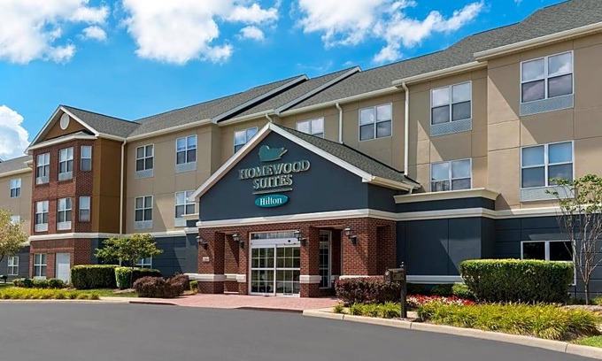 Plainfield Hotel | 3-Star Hotel ∙ Homewood Suites by Hilton Indianapolis Airport / Plainfield