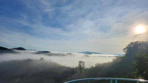 Da Lat Bed & Breakfast | 3 Tầng Mây Homestay & Coffee