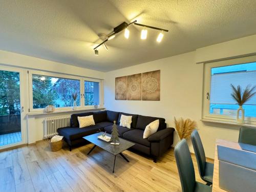 Sindelfingen Apartment | 3 Zimmer Apartment, 80 qm, ruhig und zentrumsnah, max 5 Pers, Balkon, Garage, Internet 300 MBit