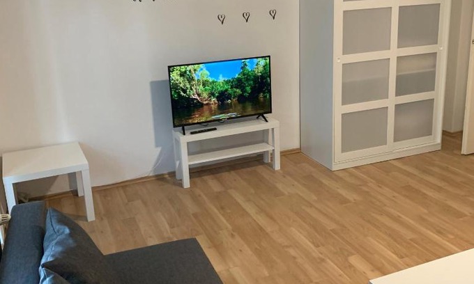 Region Hannover District Apartment | 3 Zimmer Wohnung Garbsen