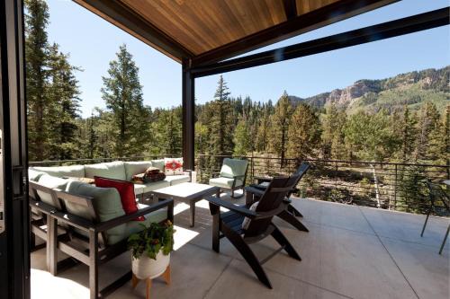 Columbine Lake House | 30 Aspen Circle