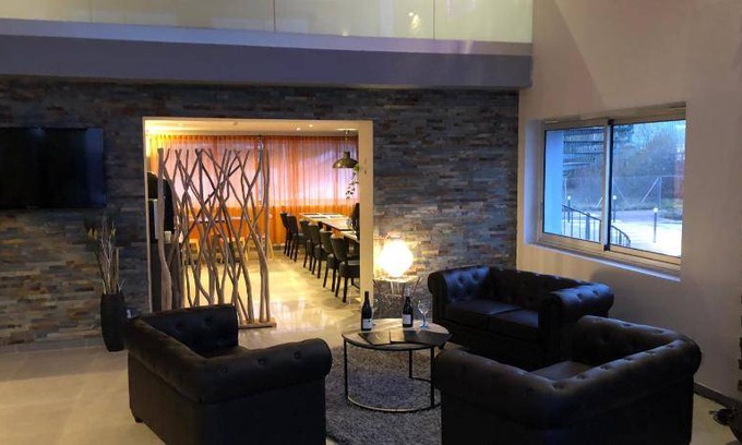 Bellignat Hotel | 30 m² Hotel ∙ 4 guests