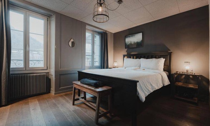 Unterseen Hotel | 30 m² Hotel ∙ 6 guests