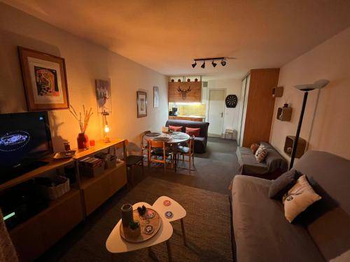 Allos Hotel | 30 m² Hotel ∙ 6 guests