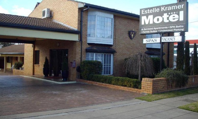Armidale City Centre Hotel | 30 m² Motel ∙ 3 bedrooms ∙ 6 guests