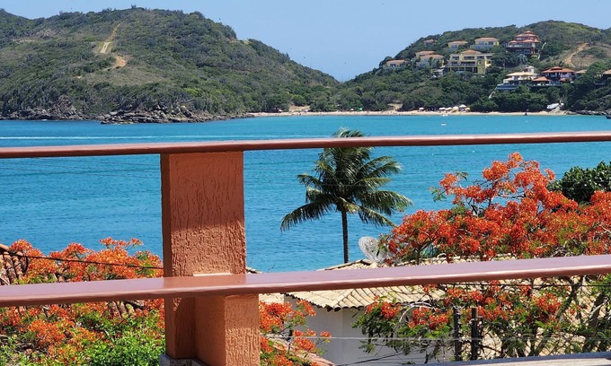 Village da Ferradura House | 30 meters from Ferradura beach, swimming pool, barbecue, sauna and sea view.