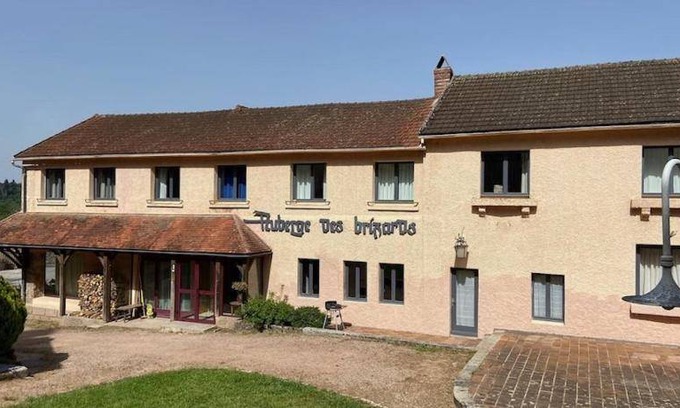 Quarre-les-Tombes House | 300 m² House ∙ 7 bedrooms ∙ 14 guests