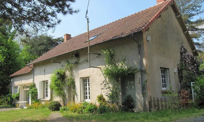 Vesdun House | 300 m² House ∙ 4 bedrooms ∙ 6 guests