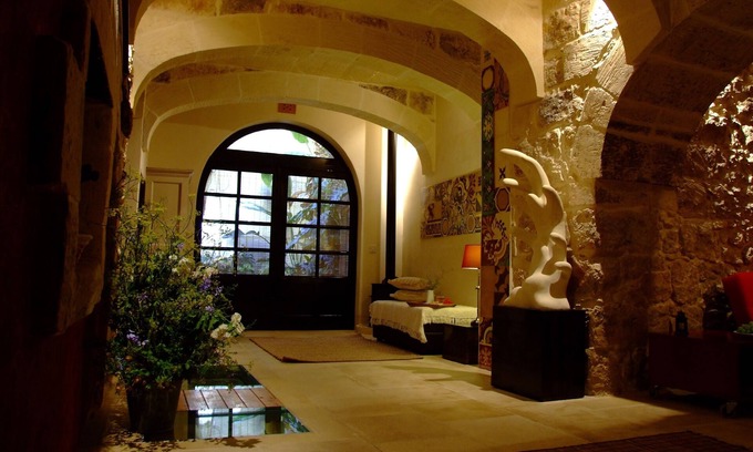 Zebbug Other | 300 year old farmhouse with a beautiful view from the roof, 5 min from the sea