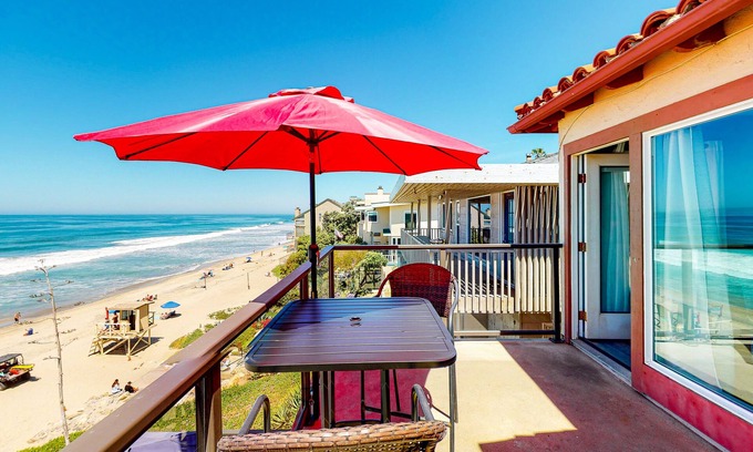 Carlsbad Village House | 3009 Ocean St Main Beautiful Oceanfront Condo w/Private Balcony, Free WiFi