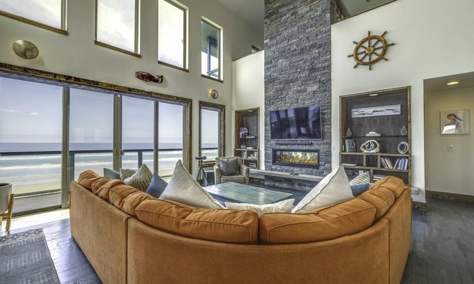 South Beach House | 306 m² House ∙ 4 bedrooms ∙ 10 guests
