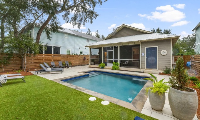 White's Gulfview House | 30A Beach House with Private Pool - Golf Cart Incl, Beach, Free Golf Daily