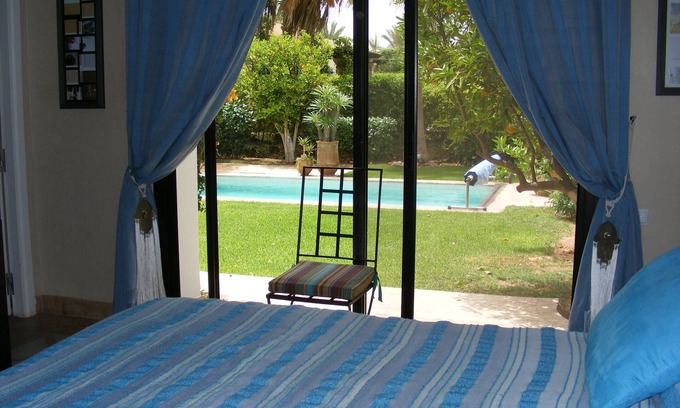 Issen House | (31) Luxurious holiday villa, not overlooked