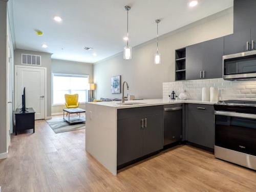 Dunellen Apartment | 312 Modern 1BR Apt Walk to NJT