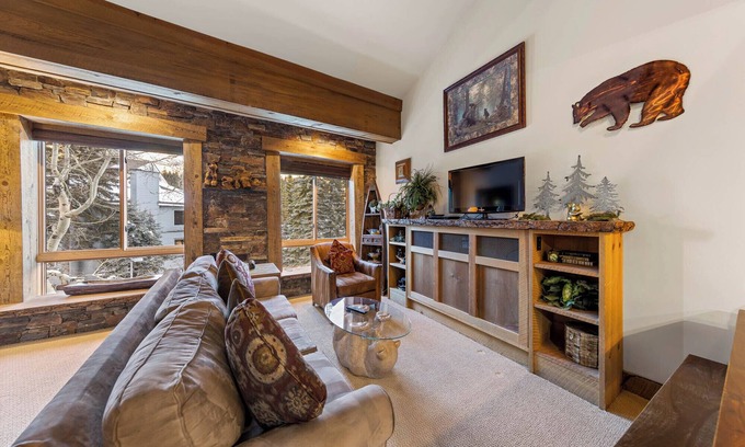 Olympic Valley Condo | 344 | Family Loft Fav - Ping Pong + Easy Parking