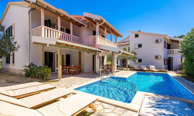 Rab Apartment | 35 m² Apartment ∙ 1 bedroom ∙ 4 guests