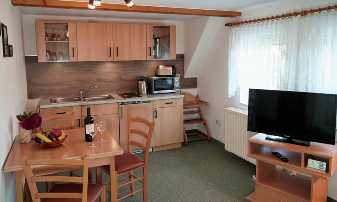 Hermsdorf-Erzgebirge Apartment | 35 m² Apartment ∙ 1 bedroom ∙ 4 guests