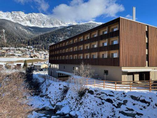 Savognin Hotel | 35 m² Hotel ∙ 2 bedrooms ∙ 4 guests