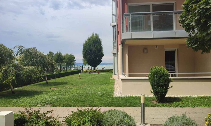 Siofok Aranypart Apartment | 35 m² Studio flat ∙ 4 guests