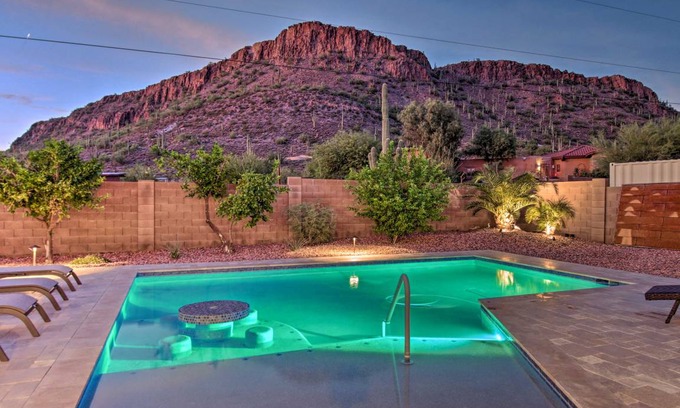 Phoenix House | 364 m² House ∙ 4 bedrooms ∙ 10 guests