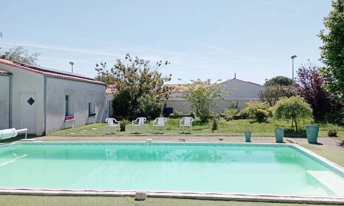 La Jarrie Apartment | 37 m² Apartment ∙ 2 bedrooms ∙ 4 guests