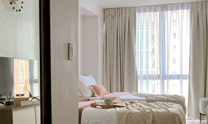 Cebu Apartment | 38 Park Avenue New Luxury Chic Studio Skyline Home