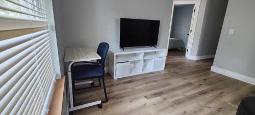 St. Louis Park Villa | 3B1B house by Methodist Hospital