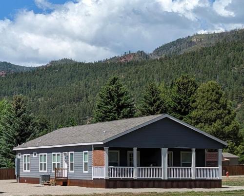 Hermosa House | 3bed2bath With Creek And Open Spaces