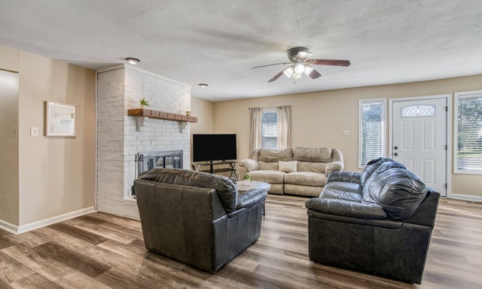 Sherwood House | 3BR Beautiful & Spacious Home