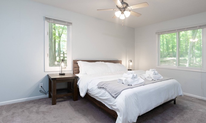 Concord House | 3br Concord Mills Ikea Nascar PNC UNC Charlotte