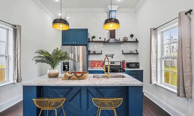 Tulane - Gravier House | 3BR Home near Caesars Superdome & Bourbon St
