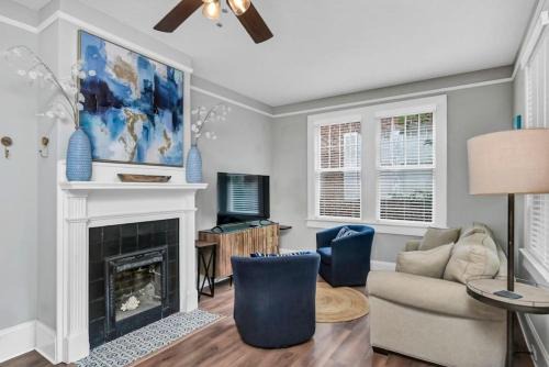 Columbia House | 3BR in Elmwood-Near USC