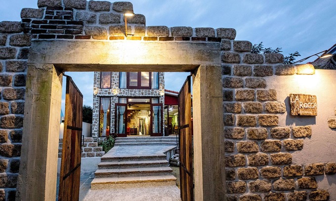 Cam An Villa | 3BR villa next to the beach in charming An Bang Beach, Hội An