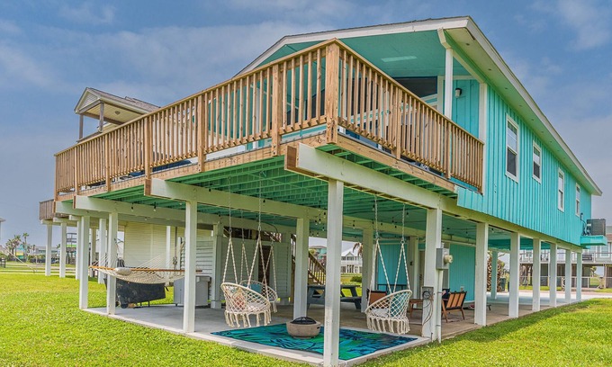 Terramar Beach Villa | 3BR West End with Pool + Pier + Walk to Beach