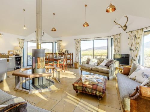 Ballindalloch House | 4 Bed in The Cairngorms 80298