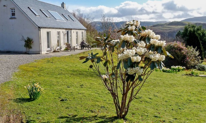 Ardfern Cottage | 4 bedroom accommodation in Ardfern, near Lochgilphead
