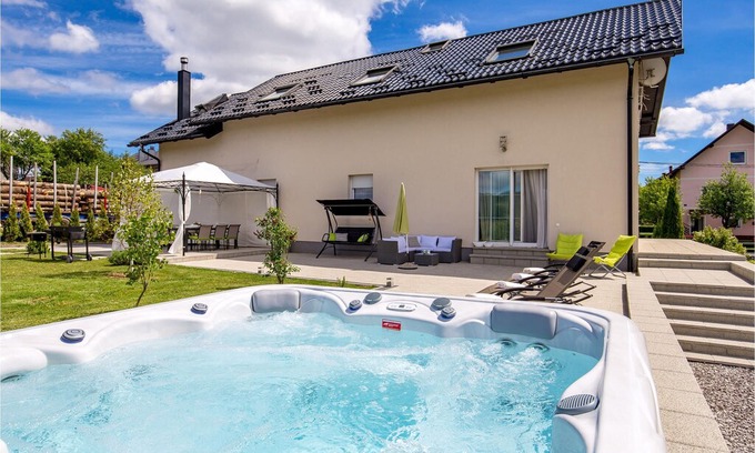 Ravna Gora House | 4 bedroom accommodation in Ravna Gora
