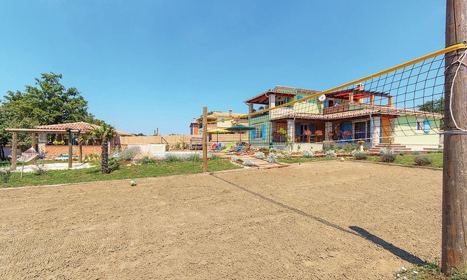 Rezanci House | 4 bedroom accommodation in Svetvincenat