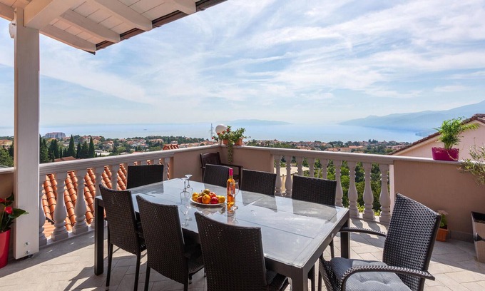 Kastav Apartment | 4 bedroom awesome apartment in Kastav