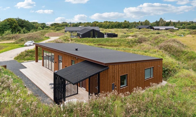 Tversted House | 4 bedroom awesome home in Bindslev