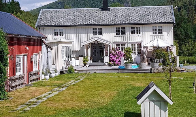 Naeroy House | 4 bedroom beautiful home in Kolvereid