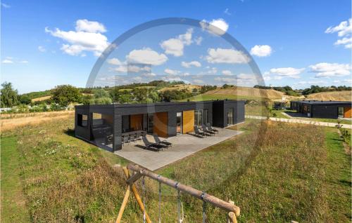 Hjarbæk House | 4 Bedroom Beautiful Home In Løgstrup