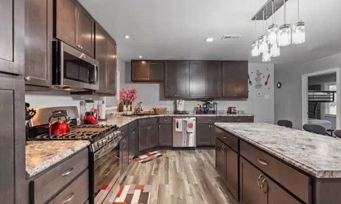 Berkeley House | 4 bedroom spacious oasis with game room, sleeps 11