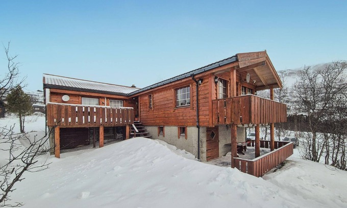 Maurset House | 4 bedroom stunning home in Vøringsfoss