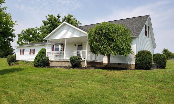 Laurelville Other | 4 bedroom Tenant House at Muddy Boots Petting Farm.