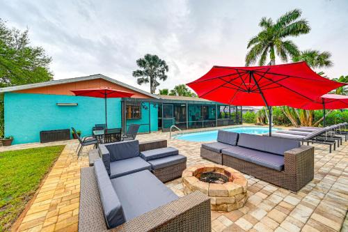 Central Naples House | 4 Mi to Beach Pet-Friendly Home in Naples!