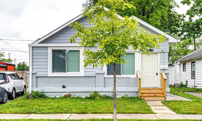 Martindale-Brightwood Apartment | 4 Mi to Dtwn Indianapolis: Quiet Apartment w/Yard