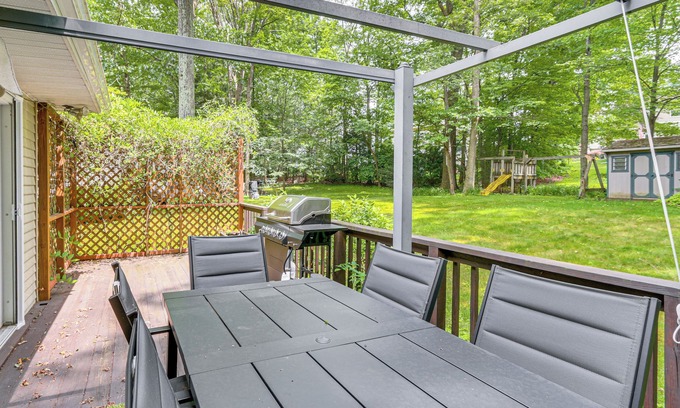 Park Forest Village House | 4 Mi to Penn State: Suburban Happy Valley Home