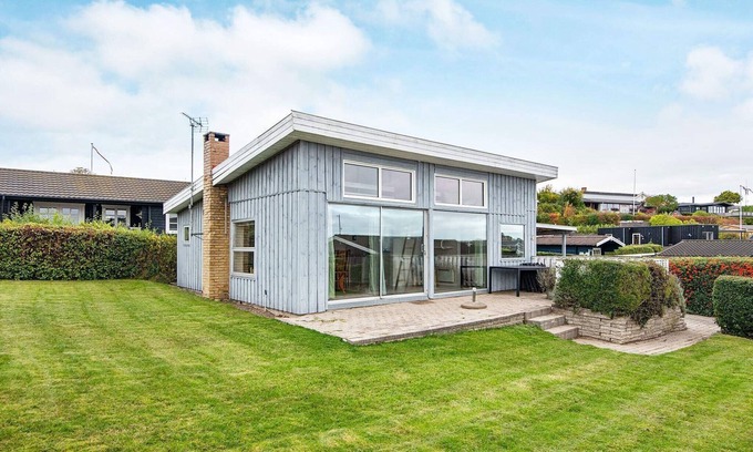 Ronde House | 4 person holiday home in Rønde-By Traum