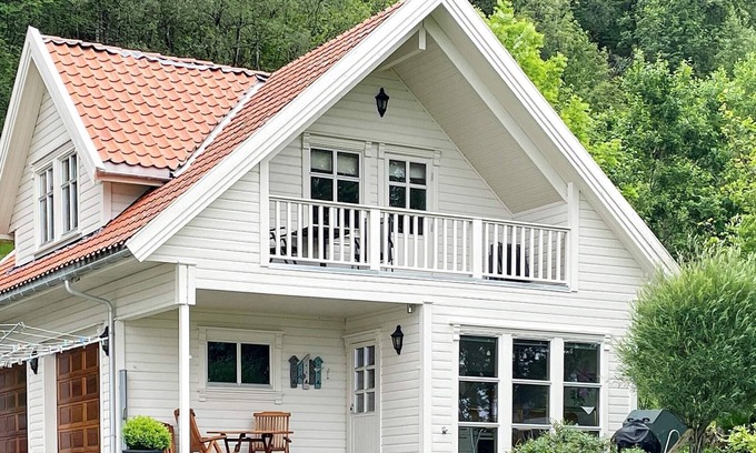 Bjørheimsbygda House | 4 person holiday home in Tau-By Traum